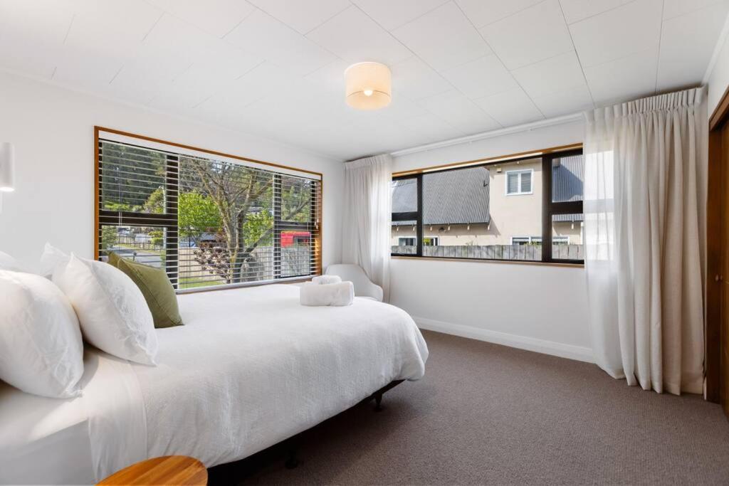 Peakview Lodge Wanaka Buitenkant foto